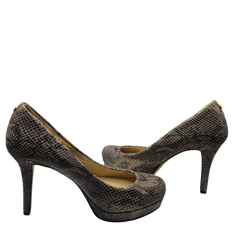 Michael Kors Snake skin Heels Gold Logo Hardware 4.5" Heel Sz 9M - Picture 8 of 11